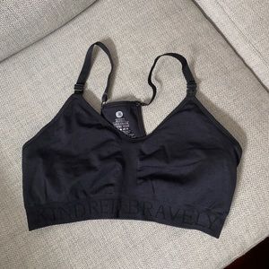 LIKE NEW Kindred Bravely sublime nursing sports bra